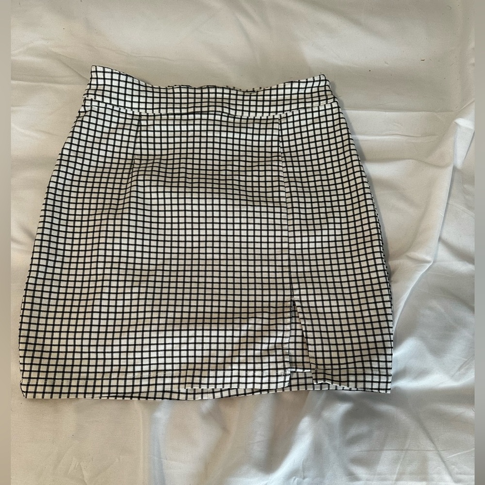 Garage mini skirt with slit
